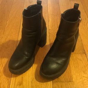 Steve Madden chunky platform boot